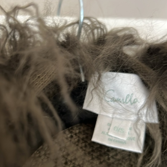 Camila Kakadu Calling Shearling Cape Vest - Picture 12 of 15